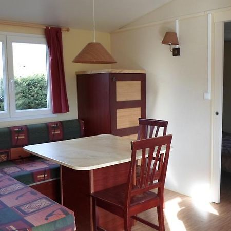 Camping Les Pinasses La Chapelle  Екстериор снимка