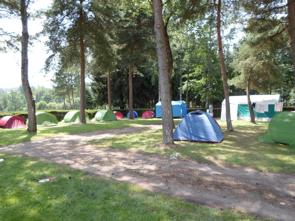 Camping Les Pinasses La Chapelle  Екстериор снимка